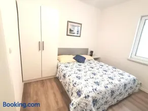 Top 10-1 bedroom apt/terrace - Image 1