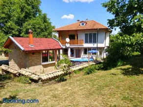 Бялата къща Калугерица - Image 1