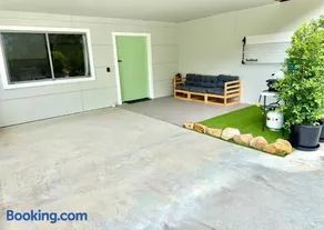 The Fairway View Apartment - Image 4