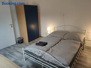 Schönes einfaches zentrales Zimmer in Oldenburg - Image 2