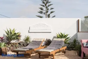 Casa Botanica - Central Island Location - 10 mins drive to Famara and La Santa - Image 5