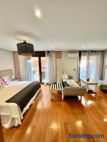 Apartamentos San Antonio - Image 3