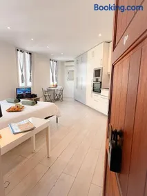 Le Clemenceau By ApiRent #Cosy #200m des plages #Wifi - Image 3