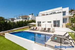 Villa Paradise by Escape Home - Image 1