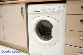 Private Double room in a 2 bed shared new build flat, Reading - Image 5