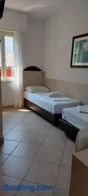 Hotel Sirena - Image 2