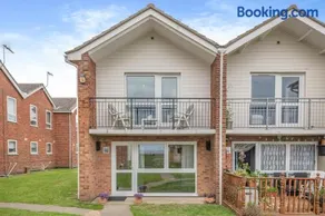 3 Bed in Corton oc-s32347 - Image 3