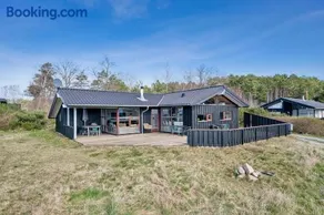 Spacious Quality Holiday Home Close To Ebeltoft And The Beach - Image 1