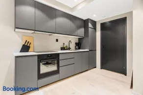 Brand New Apartment For Up To Six People - Image 5