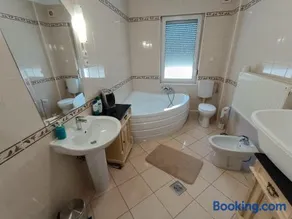 Várnegyed Apartman - Image 3