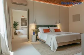 Madia Home - Image 2