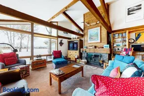 The Director's Cabin - Image 1