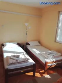 Dora Apartment - Image 4