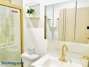 Modern New Studio Cozy&Prime Location - Image 5