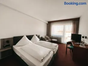 Hotel Bayerischer Hof - Image 3