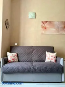 Bomboniera Tellina, Elegante bilocale nel cuore di Teglio - Image 3