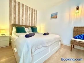 Appartement de vacances avec terrasse, piscine et internet haut débit | Vue mer - Image 2