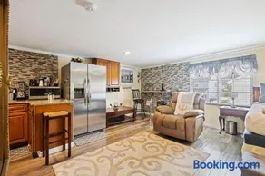 C & N Lodging - Image 1