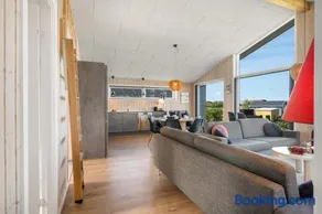 Lovely Holiday Home With Fjord View And Wilderness Bath - Image 3