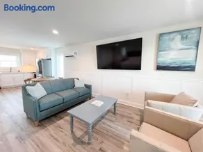 2001 King Pet Friendly, 2nd Floor Serenity - Image 4