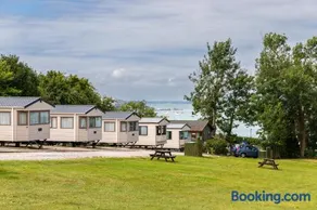 Waverley Park, East Cowes - Image 1