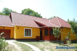 Csukavölgyi Apartman - Image 1