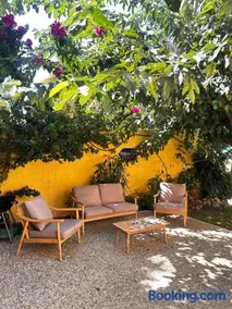 Philoxenia! Beachfront House with Garden on the Sand - Image 2