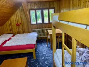 Chata v Krkonoších, 6 rooms, 25 beds - Image 3
