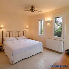 Alpha Luxury Villa - Private Pool & VIP Services - Image 4