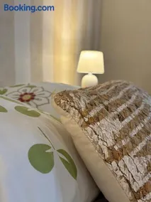 chambre chez l'habitant spacieuse dans maison de ville - Image 3