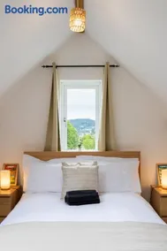 Bath City Cottage - Free Parking & Crescent Views - Image 2