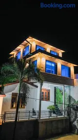 Hotel Nimthera - Image 1