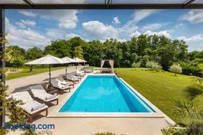 Villa Village by Villsy - with heated pool, spa, private tennis court, golf court, basketball court and playroom - Image 2