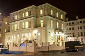 Vernon Guesthouse - Image 4