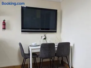 Charming 2-Bedroom Apartment in Dublin City Center - Image 4