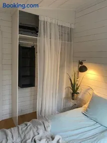 Peaceful and Scandinavian-style Guesthouse with Scenic Nature and Seaview in High Coast - Image 3