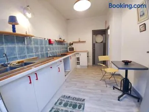 Maison confortable à Montreuil avec jardin clôturé - Image 4