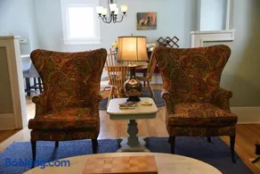 Cozy Home Near all Milwaukee Attractions - Image 3