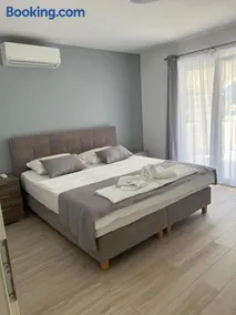 Villa Drinka Apartments - Image 2