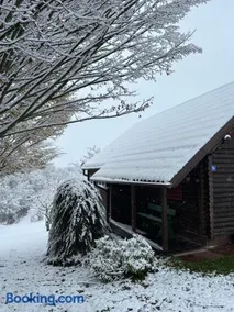 Jazvenik Hill House - Image 2
