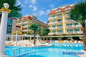 Coastal Studio with Sea View in Elenite, 40m² + Pool - Image 1