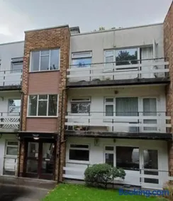 22 Beach Court - Image 1