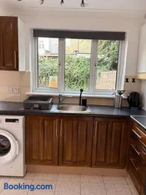 Two Bedrooms Arsenal & Highbury - Image 5