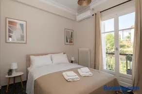 Navarino Apartment - Image 3