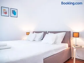 Pinna Apartments Hvar - Image 3