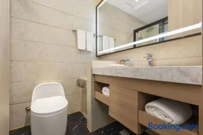 Wuhan Jingmao Wanda Jinhua Hotel - Image 3