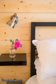 The Stall at CasaClarig - West Cork Cabin with Sauna - Image 2