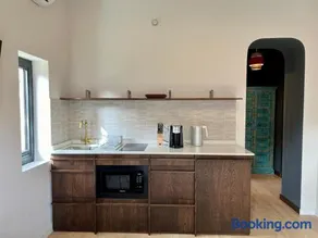 Pink House - Image 3