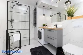 Butterfly Apartment with Parking by Noclegi Renters - Image 4