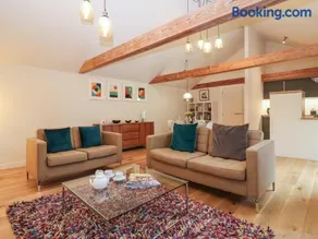 The Cart Lodge at Grove Barn - Image 3
